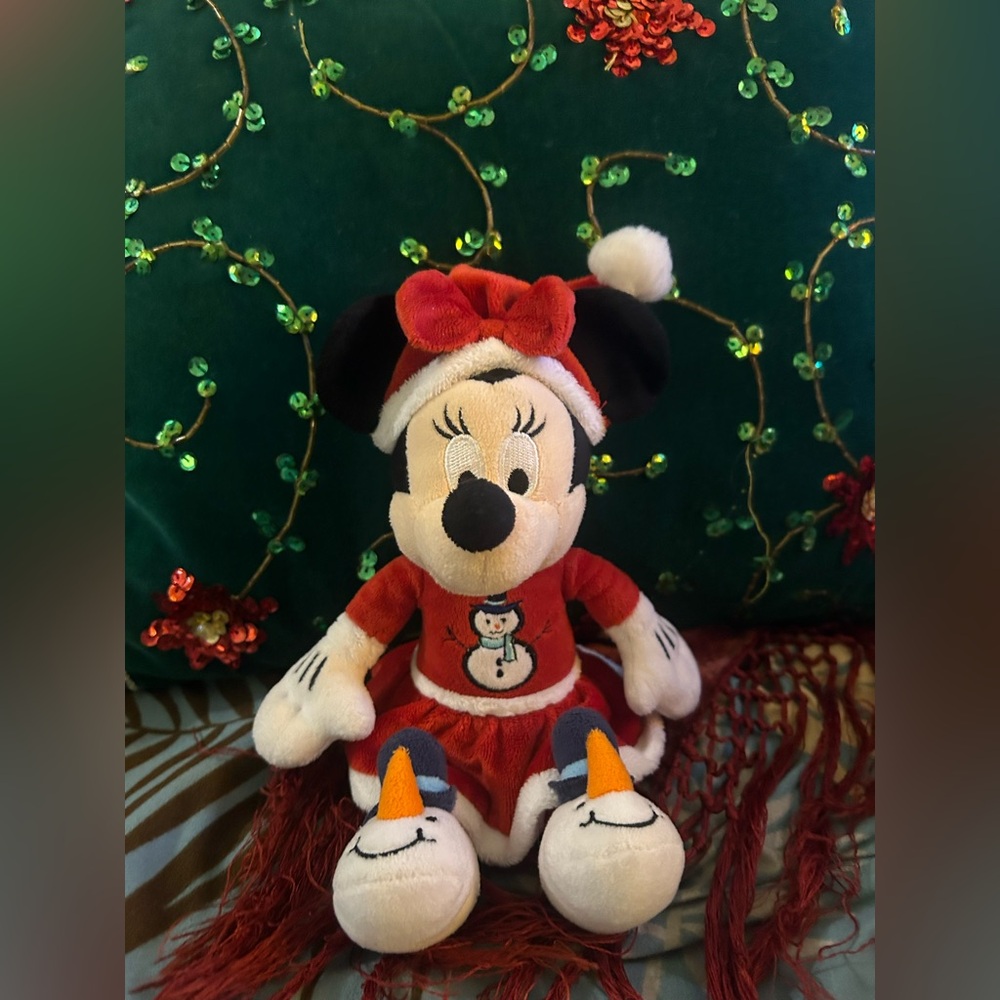 🏰RARE Minnie Mouse Snowman 2011 Disney Plush Christmas Decor🎄🧸 - Picture 2 of 9